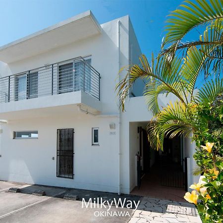 Okinawa Milky Way Villa Yomitan Exterior photo