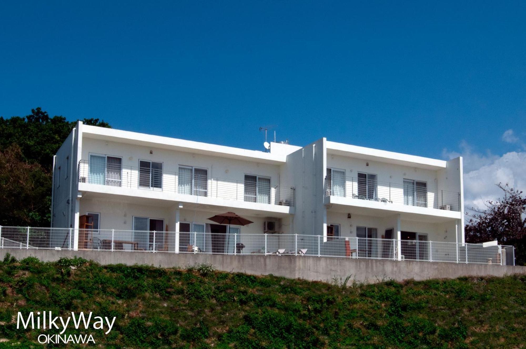 Okinawa Milky Way Villa Yomitan Exterior photo