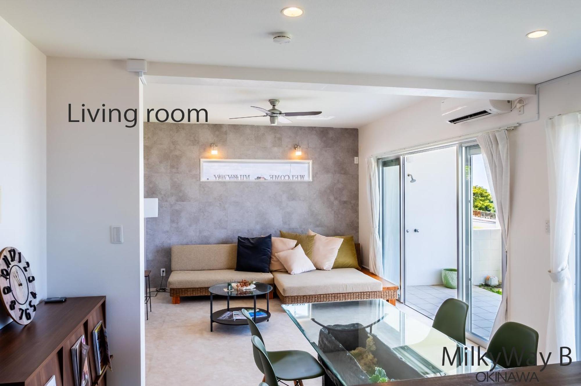 Okinawa Milky Way Villa Yomitan Exterior photo