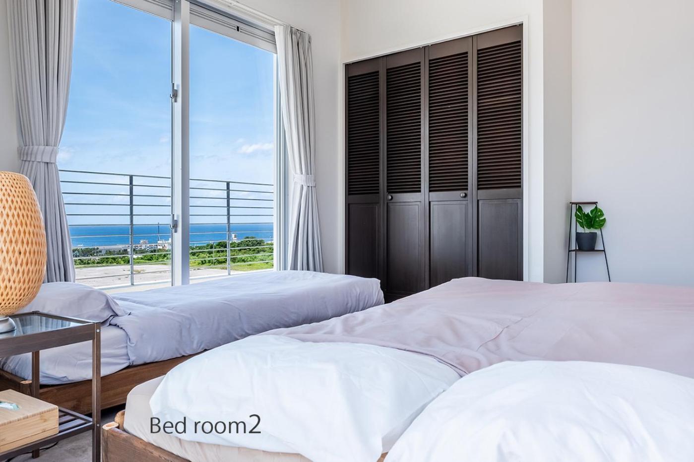 Okinawa Milky Way Villa Yomitan Exterior photo